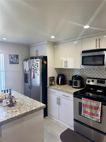 1481 SW 124th Court Miami FL 33184