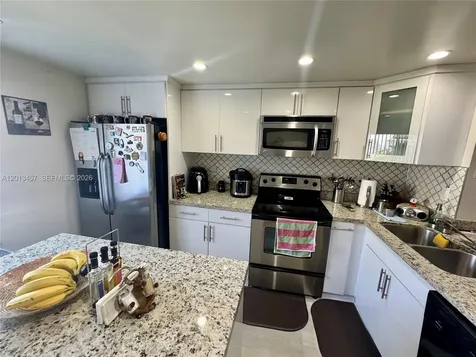 1481 SW 124th Court Miami FL 33184
