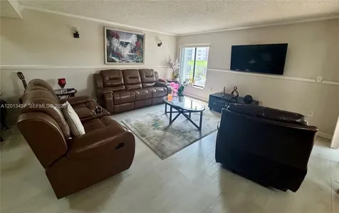 1481 SW 124th Court Miami FL 33184