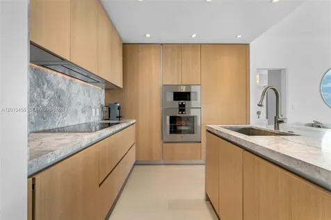 500 Alton Road Miami Beach FL 33139
