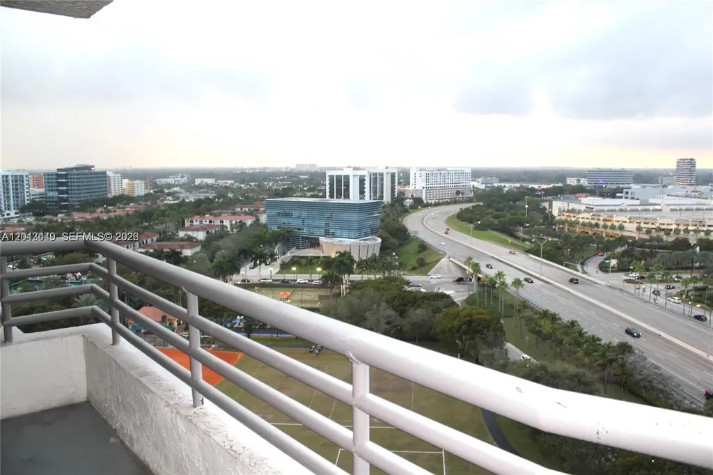 3300 NE 191st Street Aventura FL 33180