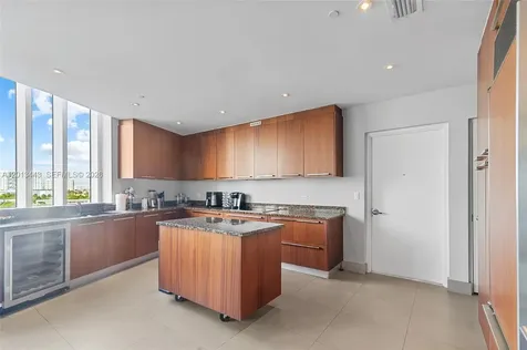 16001 Collins Avenue Sunny Isles Beach FL 33160