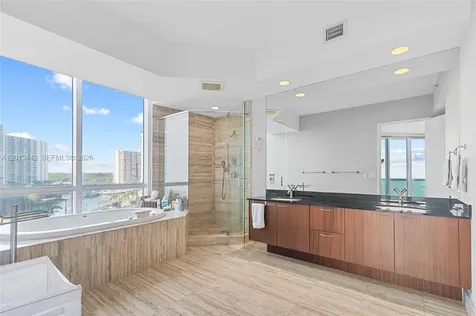 16001 Collins Avenue Sunny Isles Beach FL 33160