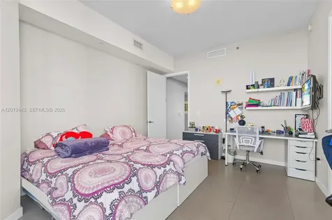 16001 Collins Avenue Sunny Isles Beach FL 33160