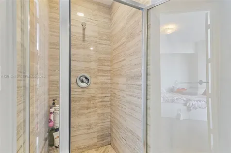 16001 Collins Avenue Sunny Isles Beach FL 33160