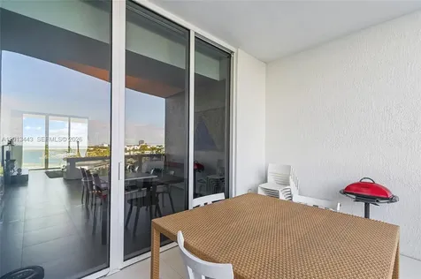 16001 Collins Avenue Sunny Isles Beach FL 33160