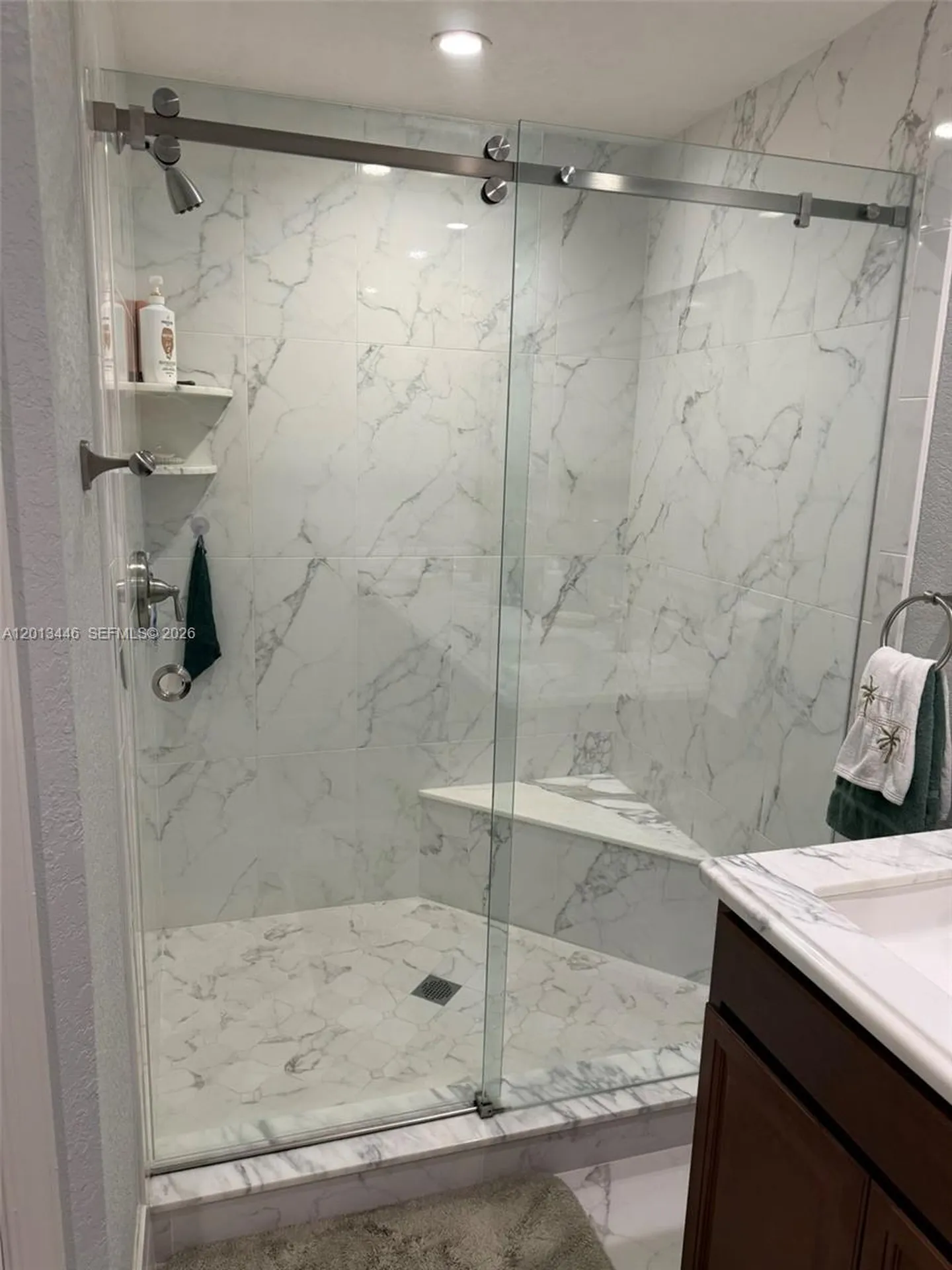 21 Lexington Lane W Palm Beach Gardens FL 33418