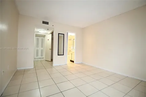 17890 W Dixie Highway 519 Highway North Miami Beach FL 33160