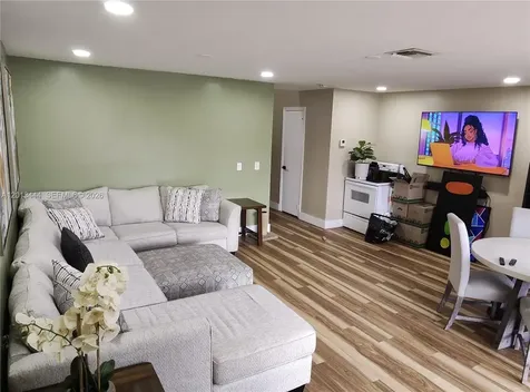 3427 Deer Creek Palladian Circle Deerfield Beach FL 33442