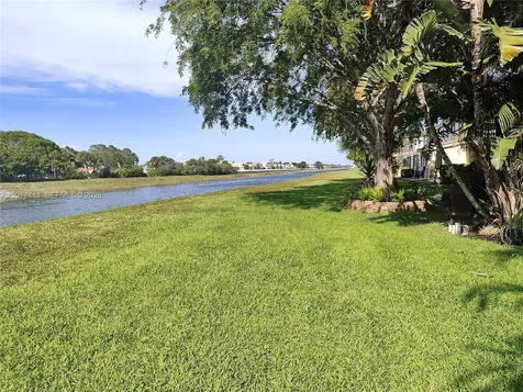 3427 Deer Creek Palladian Circle Deerfield Beach FL 33442