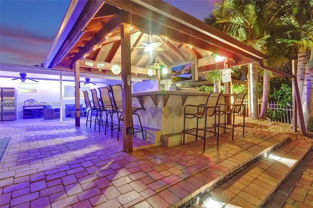 200 SE 3rd Street Pompano Beach FL 33060