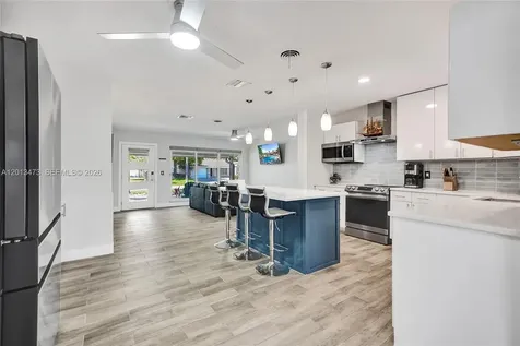 200 SE 3rd Street Pompano Beach FL 33060