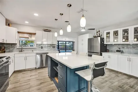200 SE 3rd Street Pompano Beach FL 33060