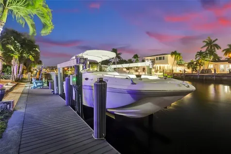 200 SE 3rd Street Pompano Beach FL 33060