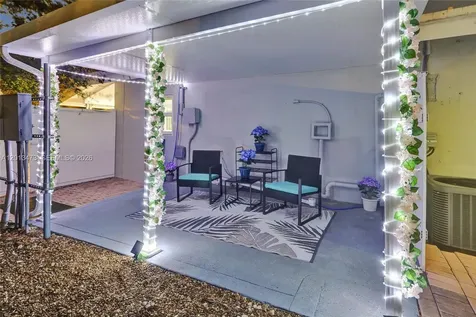 200 SE 3rd Street Pompano Beach FL 33060