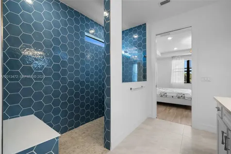 2715 Primrose Place Oakland Park FL 33309