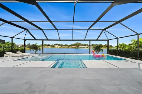 2715 Primrose Place Oakland Park FL 33309