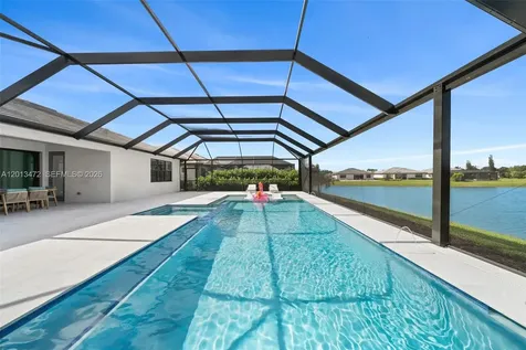 2715 Primrose Place Oakland Park FL 33309