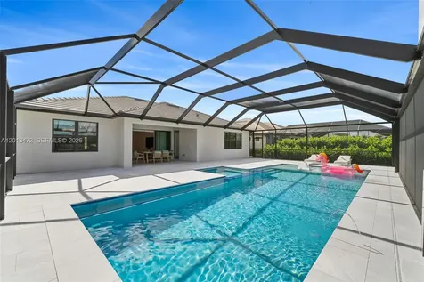 2715 Primrose Place Oakland Park FL 33309