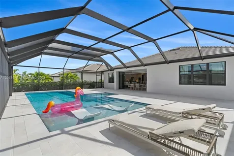2715 Primrose Place Oakland Park FL 33309