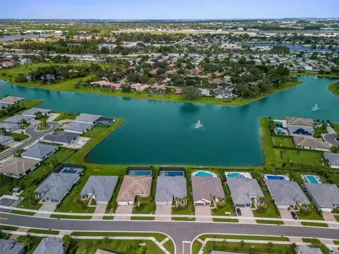 2715 Primrose Place Oakland Park FL 33309