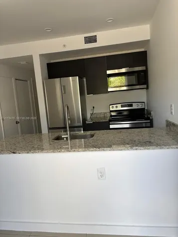 423 E 27th Street Hialeah FL 33013