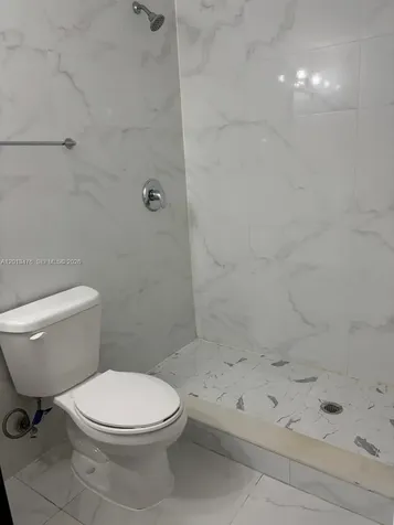 423 E 27th Street Hialeah FL 33013