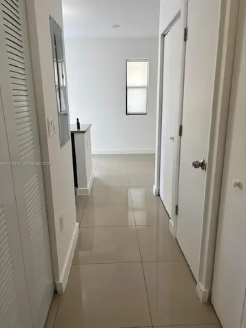 423 E 27th Street Hialeah FL 33013