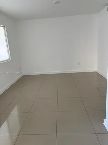 423 E 27th Street Hialeah FL 33013