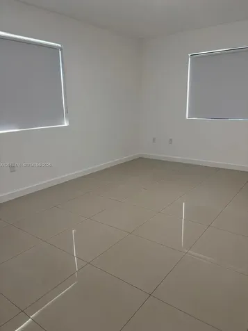 423 E 27th Street Hialeah FL 33013