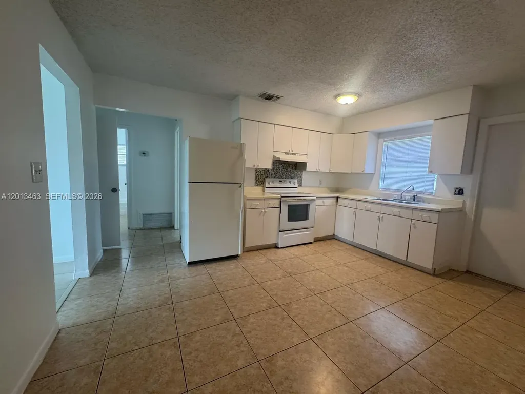 1480 NW 19th Court Fort Lauderdale FL 33311