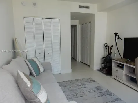 801 Brickell Key Boulevard Miami FL 33131