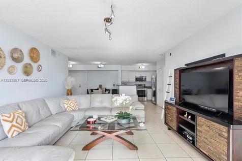 1155 Brickell Bay Drive Miami FL 33131
