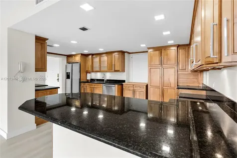 1800 NE 114th Street Miami FL 33181