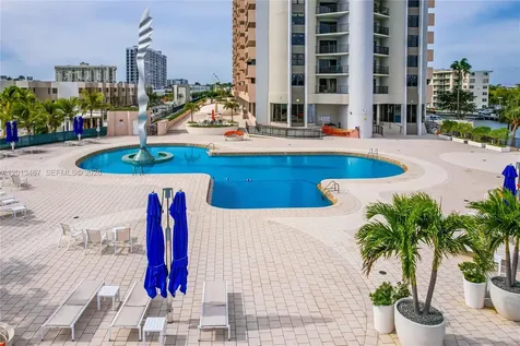 1800 NE 114th Street Miami FL 33181