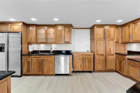 1800 NE 114th Street Miami FL 33181