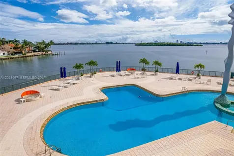 1800 NE 114th Street Miami FL 33181
