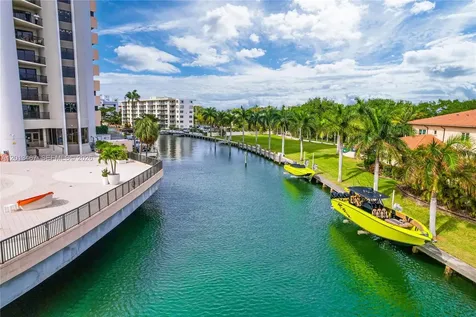 1800 NE 114th Street Miami FL 33181