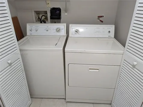 18308 NW 68th Avenue Hialeah FL 33015