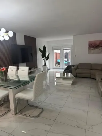 1790 W 75th Street Hialeah FL 33014