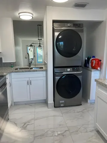 1790 W 75th Street Hialeah FL 33014