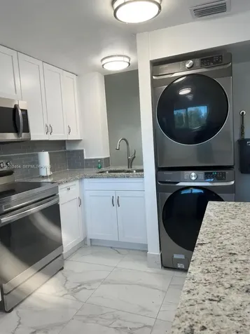1790 W 75th Street Hialeah FL 33014
