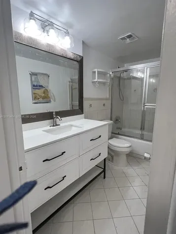 1790 W 75th Street Hialeah FL 33014