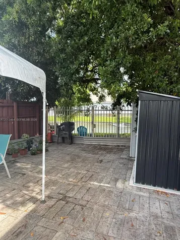 1790 W 75th Street Hialeah FL 33014