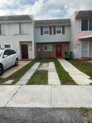 1790 W 75th Street Hialeah FL 33014