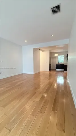 2031 Meridian Avenue Miami Beach FL 33139