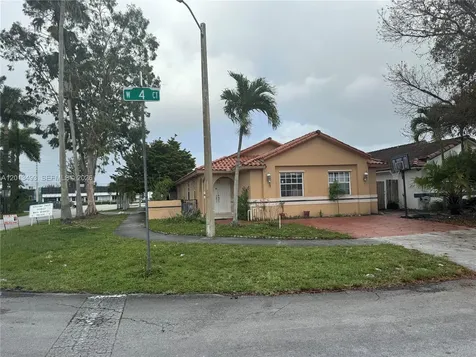 7599 W 4th Court Hialeah FL 33014