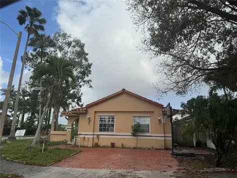 7599 W 4th Court Hialeah FL 33014