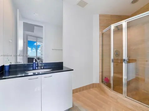 15811 Collins Avenue Sunny Isles Beach FL 33160