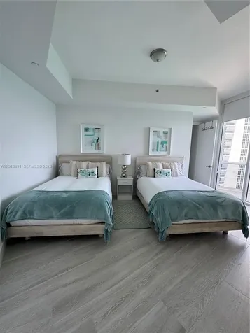 15811 Collins Avenue Sunny Isles Beach FL 33160